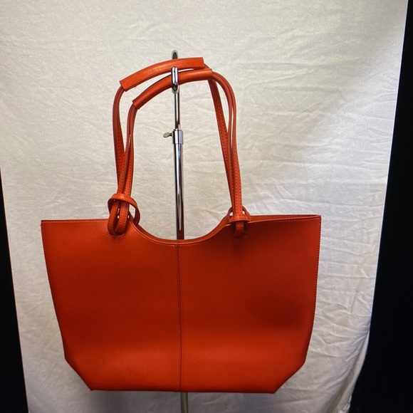 Neiman Marcus Women’s Faux Leather Tote Beach Bag - Picture 2 of 4